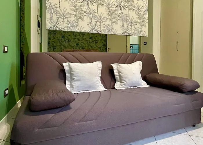 Sweet Home-saliceto- * بولونيا